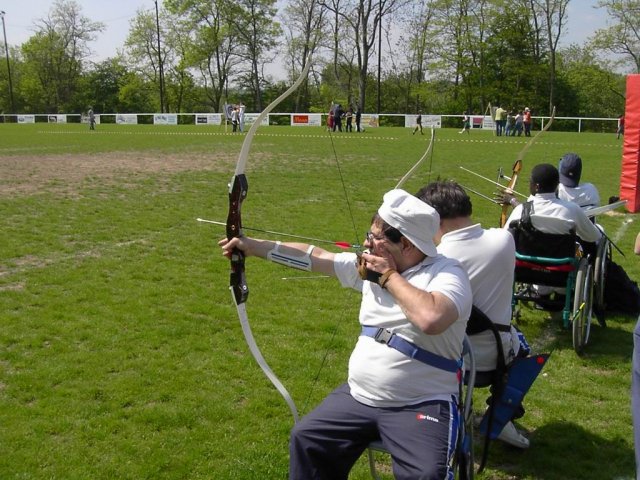 handi_13_20091013_1784709012