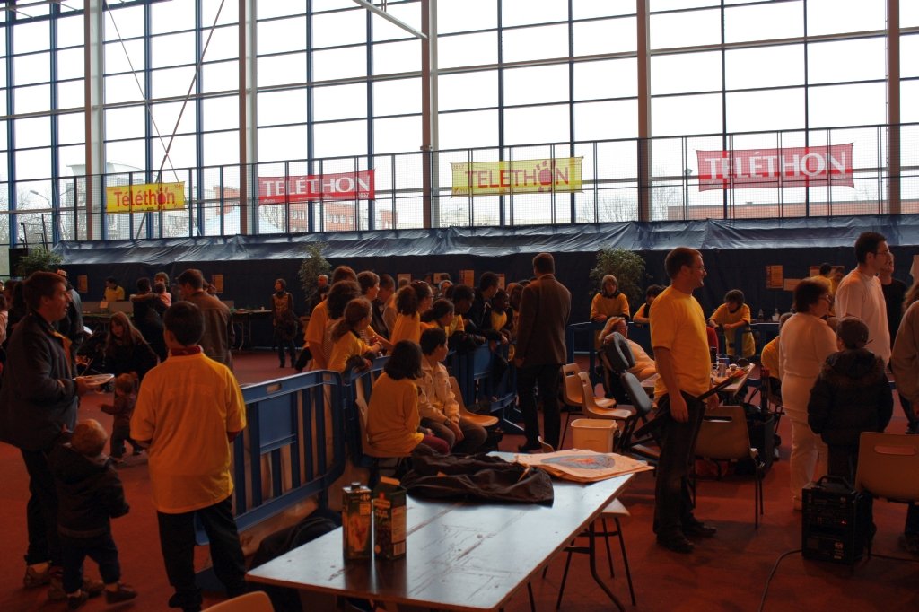 2009telethon_83_20091212_1782064264