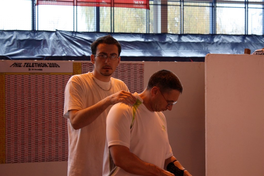 2009telethon_85_20091212_1407285249