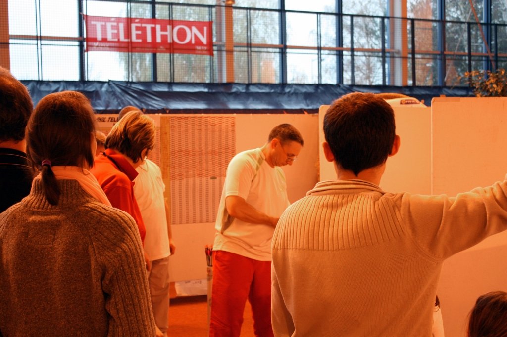 2009telethon_90_20091212_1753536246