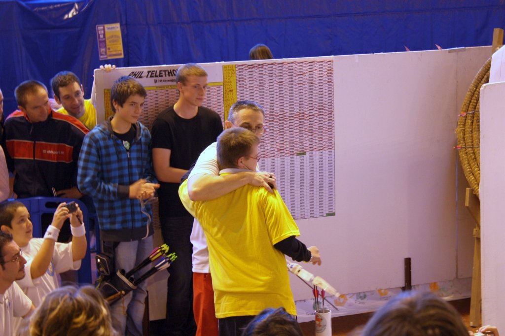 2009telethon_97_20091212_1039878631