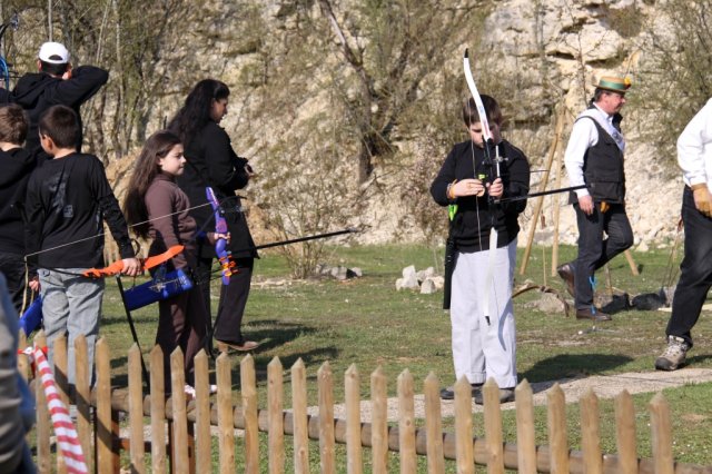 roy2010_20_20100418_1470723030