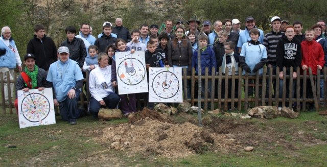 roy2011_16_20110428_1343880445