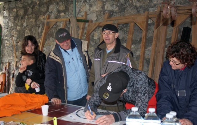 roy2011_9_20110428_1932366586