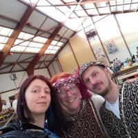 facebook_1556122684401